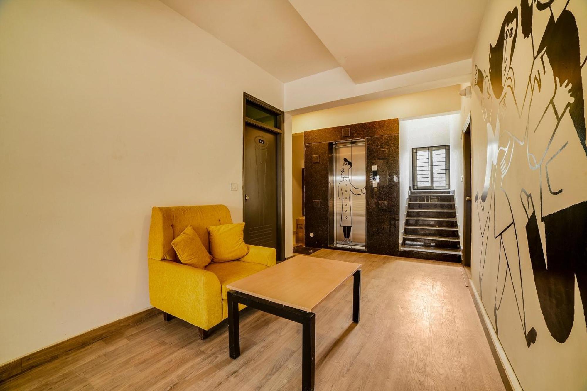 Townhouse Sarvar Hospitality Near Ascendas Park Square Mall Bangalore Extérieur photo