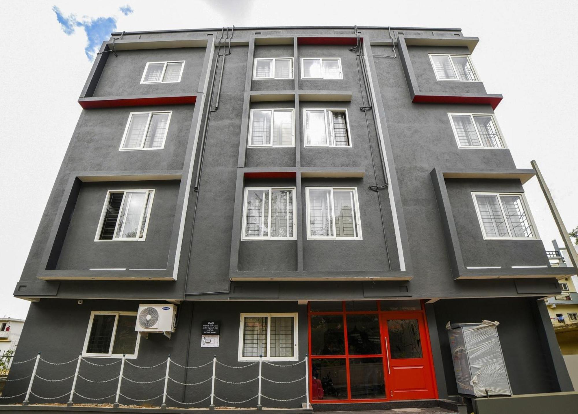 Townhouse Sarvar Hospitality Near Ascendas Park Square Mall Bangalore Extérieur photo
